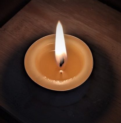 burning tea light