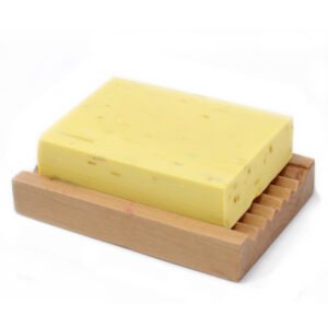 100 g Gentle & Kind Soap Bar enriched with carrot seed oil and Shea butter for delicate, sensitive skin.